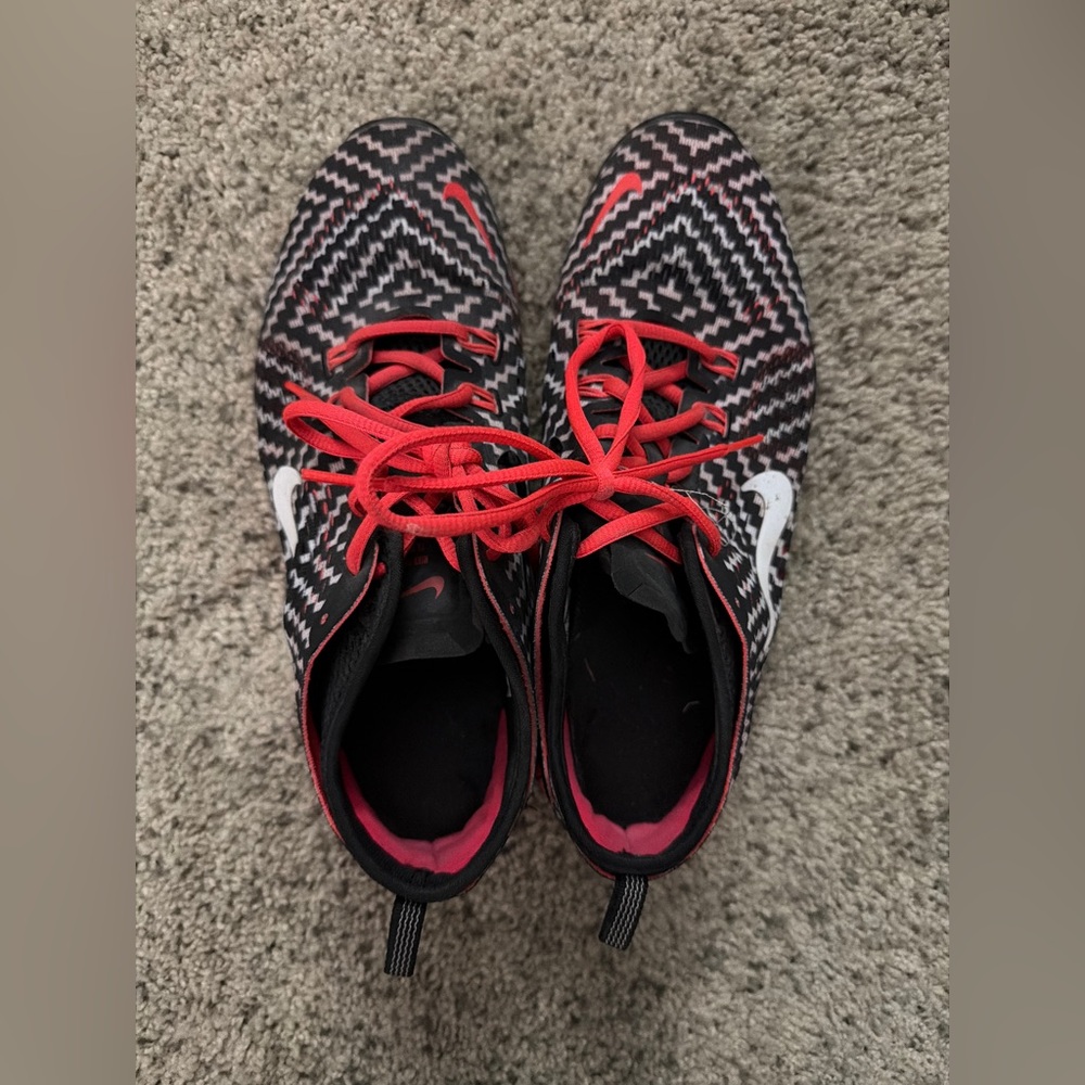 NIKE SHOES
